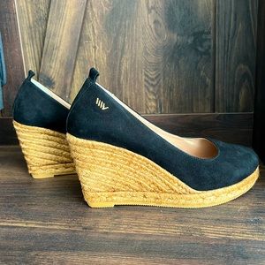 Black Suede Wedges (Size 8) Viscata EUC
